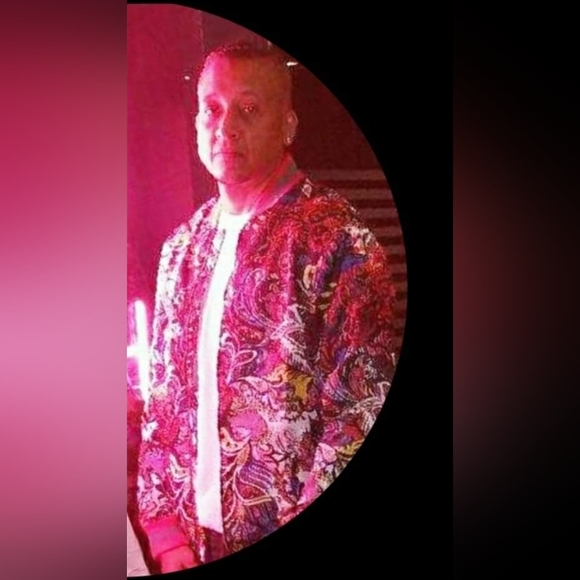 ALMOST NEW Y&R Jakob Bomber Jacket - Picture 9 of 10